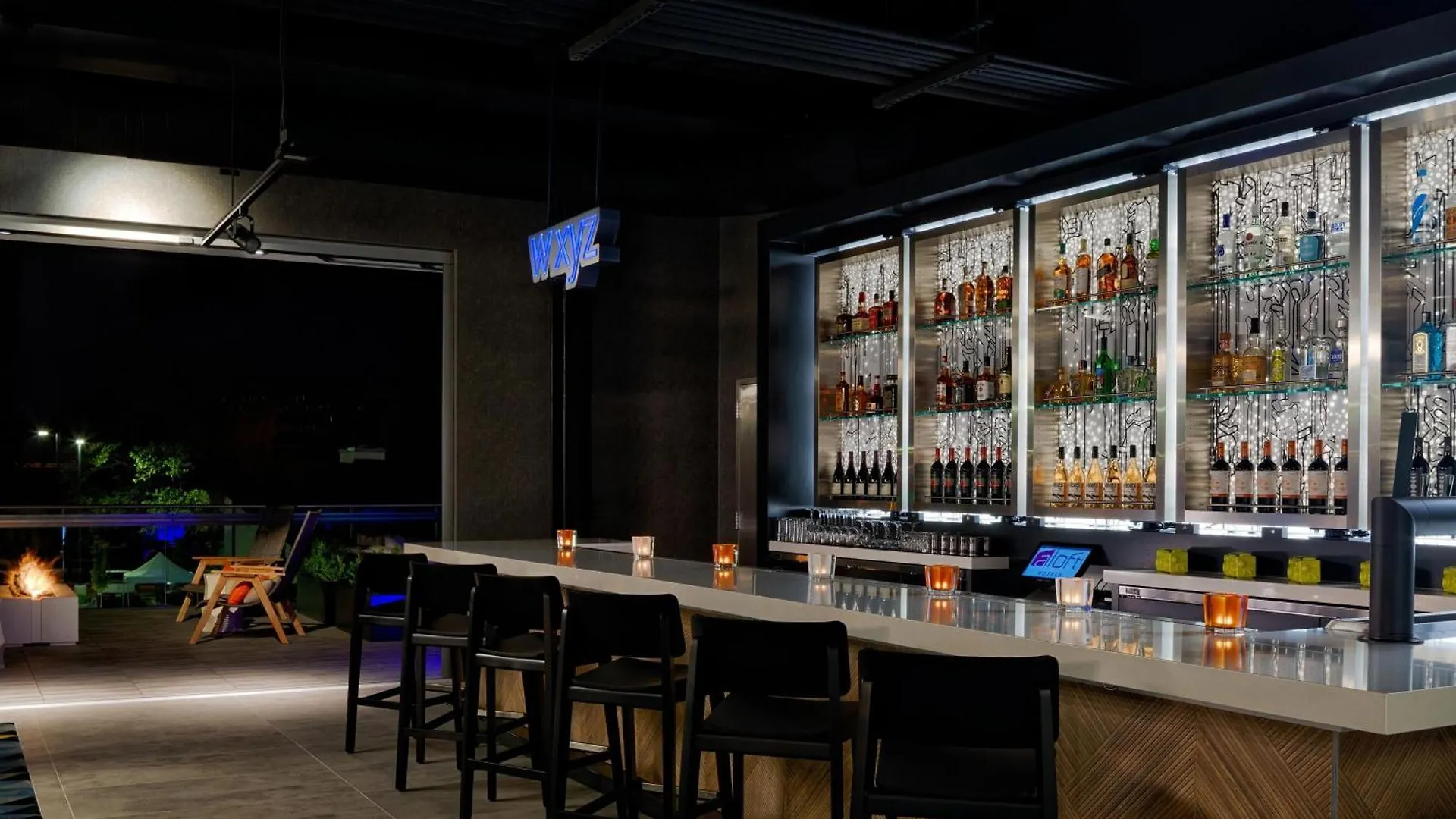 Aloft Columbus Hotel 3*,